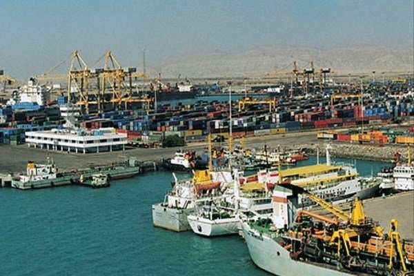 اُفت عملکرد بنادر در آذر ماه/ حدود 6 میلیون تن کالا جابجا شد