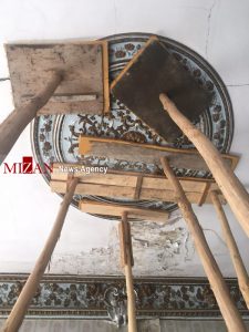 عمارت مستوفی الممالک دوباره توسط فیلم سازان اشغال شد / ستونهای عمارت قاجاری را صورتی کردند! عمارت مستوفی الممالک دوباره توسط فیلم سازان اشغال شد / ستونهای عمارت قاجاری را صورتی کردند!