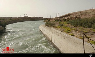 حق آبه هامون جاری شد/ تزریق خون تازه به رگ های خشکیده هامون