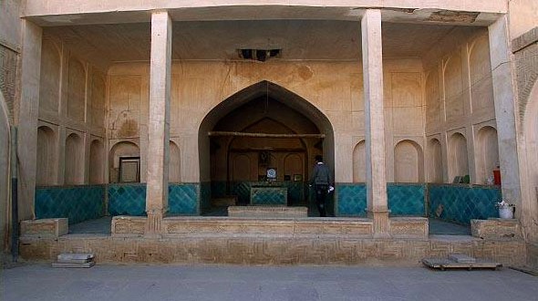 معرفی آرامگاه خواجه نظام الملک معرفی آرامگاه خواجه نظام الملک
