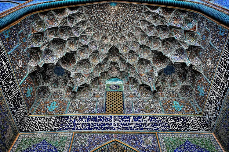 معرفی مسجد شیخ لطف الله معرفی مسجد شیخ لطف الله