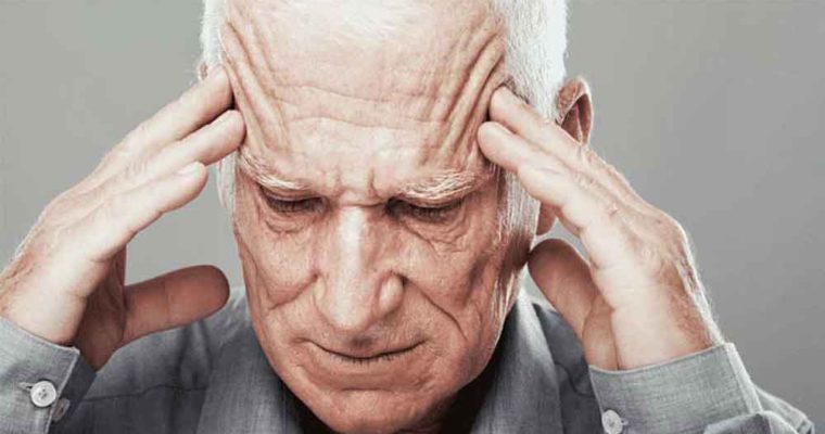 این نشانه‌های سکته مغزی را جدی بگیرید