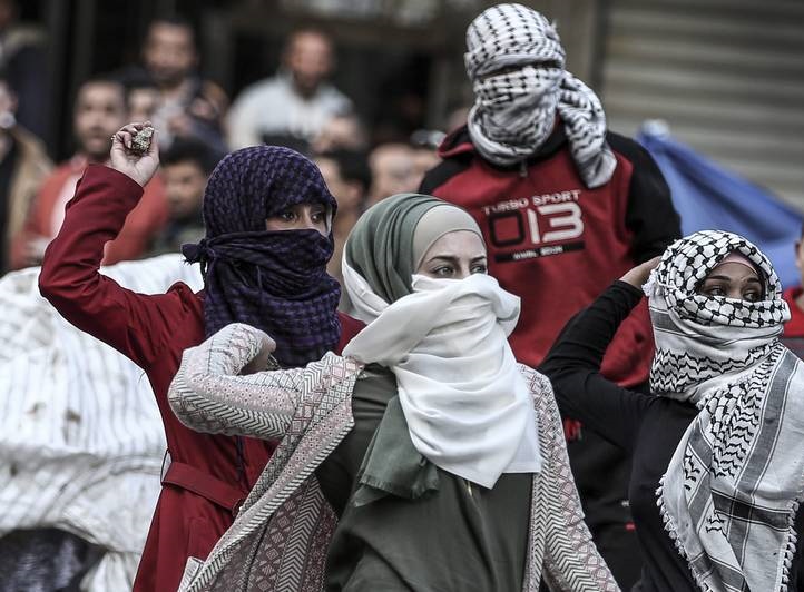 حلال شمردن تجاوز به زنان فلسطینی؛ بلایی که صهیونیستها بر سر دختران زندانی میآورند حلال شمردن تجاوز به زنان فلسطینی؛ بلایی که صهیونیستها بر سر دختران زندانی میآورند