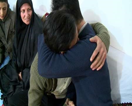 کودک گمشده مشگینی پس از ۱۲ سال به آغوش خانواده بازگشت+عکس کودک گمشده مشگینی پس از ۱۲ سال به آغوش خانواده بازگشت+عکس
