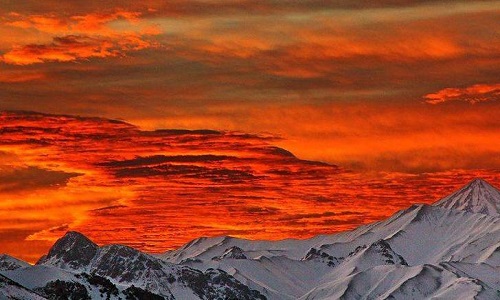 تصویری دیدنی از قله دماوند تصویری دیدنی از قله دماوند