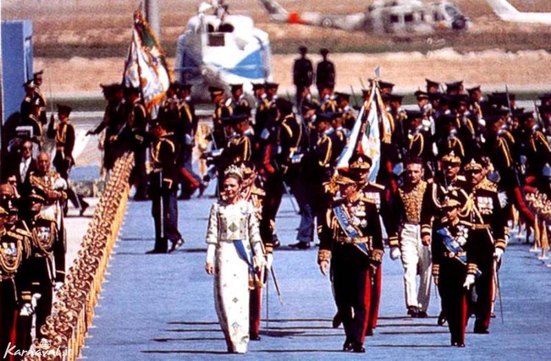دو زنی که مشاور محمدرضا پهلوی بودند
