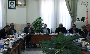 برگزاری جلسه پیگیری اجرای سیاست های کلی اقتصاد مقاومتی در قوه قضائیه در استان قم