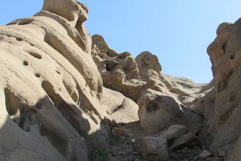 معرفی روستای وردیج (ارواح سنگی) تهران معرفی روستای وردیج (ارواح سنگی) تهران