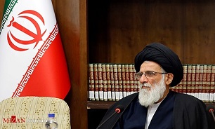 ملت ایران امسال مشت محکمی بر دهان یاوه گویانی مثل ترامپ خواهد زد