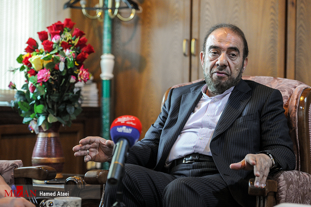 ماجرای قهر شهید مطهری از «ستاد استقبال»/ سه طرح دشمنان برای لحظه ورود امام(ره) به کشور/ ثبتنام ۶۹ هزارنفر برای حفاظت از امام راحل/ ماجرای قهر شهید مطهری از «ستاد استقبال»/ سه طرح دشمنان برای لحظه ورود امام(ره) به کشور/ ثبتنام ۶۹ هزارنفر برای حفاظت از امام راحل/
