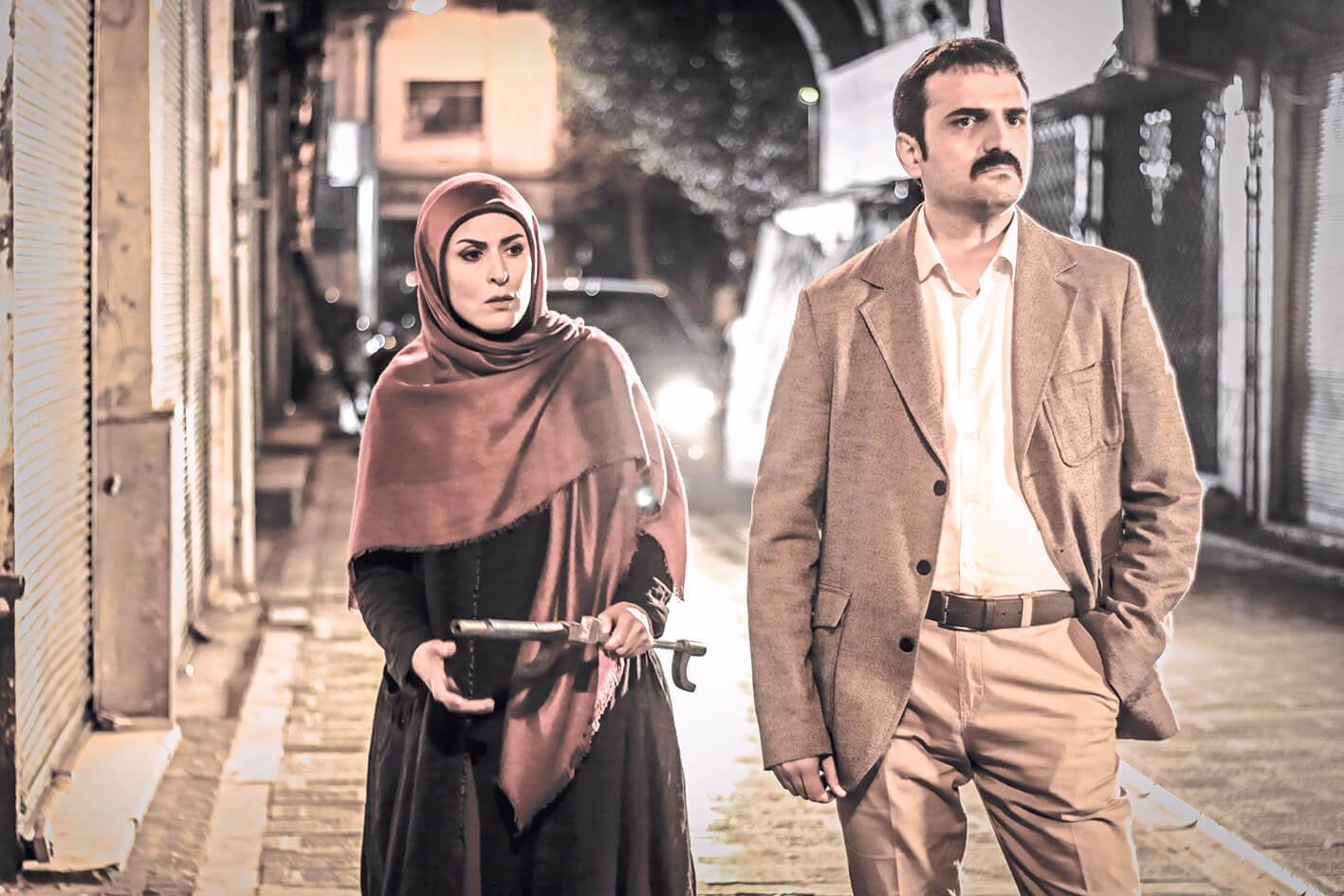 جدایی اصحاب رسانه از هنرمندان در جشنواره سی و ششم فیلم فجر کار درستی نبود /  جواد عزتی  و شهرام حقیقت دوست بازی های خوبی داشتند