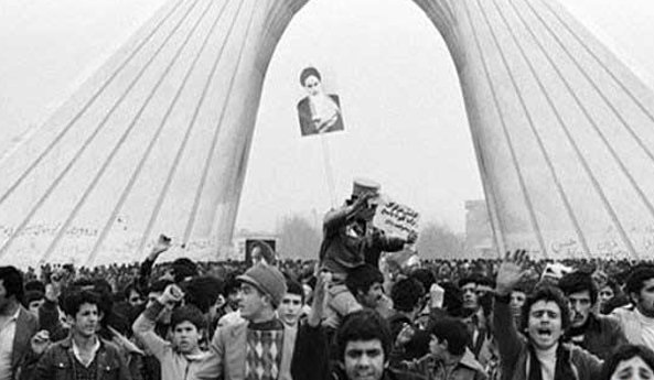 مروری بر نقاط خاطره انگیز انقلاب در پایتخت