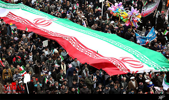 تصاویری از حضور پرشور ملت ایران در راهپیمایی ۲۲ بهمن سراسر کشور + فیلم