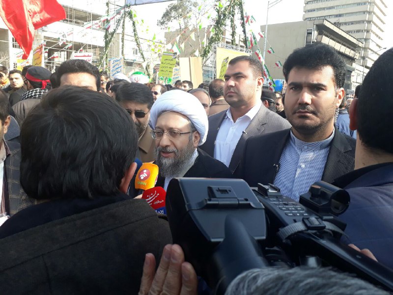 حضور گرم و پرشور ملت برای خلق حماسه «۲۲ بهمن تماشایی» + حاشیه‌ها و تصاویر