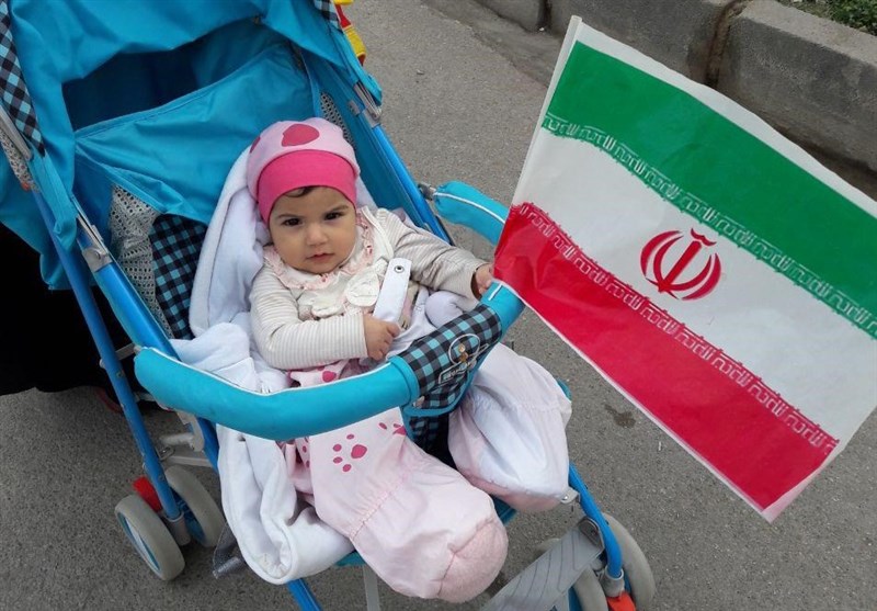 نسل چهارم انقلاب در راهپیمایی ۲۲ بهمن