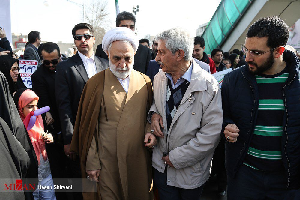 حضور گرم و پرشور ملت برای خلق حماسه «۲۲ بهمن تماشایی» + حاشیه‌ها و تصاویر