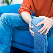 علت قفل شدن زانو چیست؟
