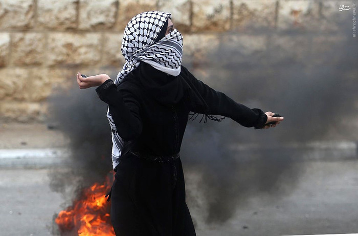 زنان فلسطینی در خط مقدم انتفاضه+تصاویر زنان فلسطینی در خط مقدم انتفاضه+تصاویر