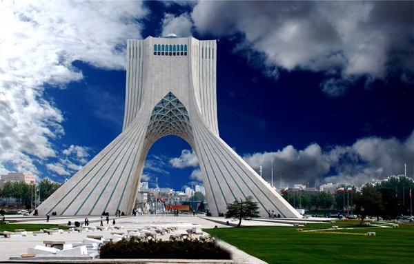 تهرانی ها نفس بکشند...