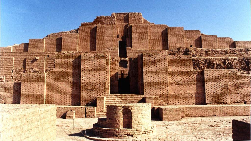 معرفی چغازنبیل معرفی چغازنبیل