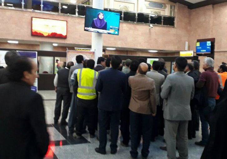 نگرانی خانواده‌های سرنشینان هواپیمای سقوط کرده