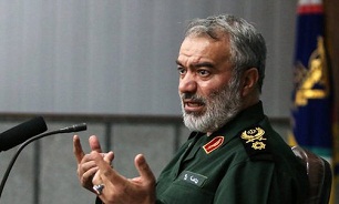 آمریکا و اسرائیل با همه قوا در خط مقدم دشمنی با انقلاب اسلامی قرار دارند