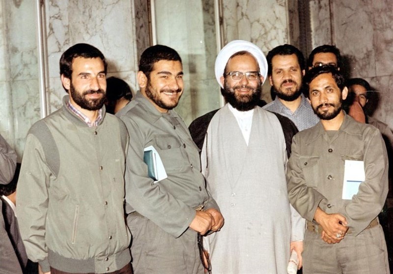 ستون پنجمیها چه نقشی در شهادت آیت الله محلاتی و یارانش داشتند؟ ستون پنجمیها چه نقشی در شهادت آیت الله محلاتی و یارانش داشتند؟