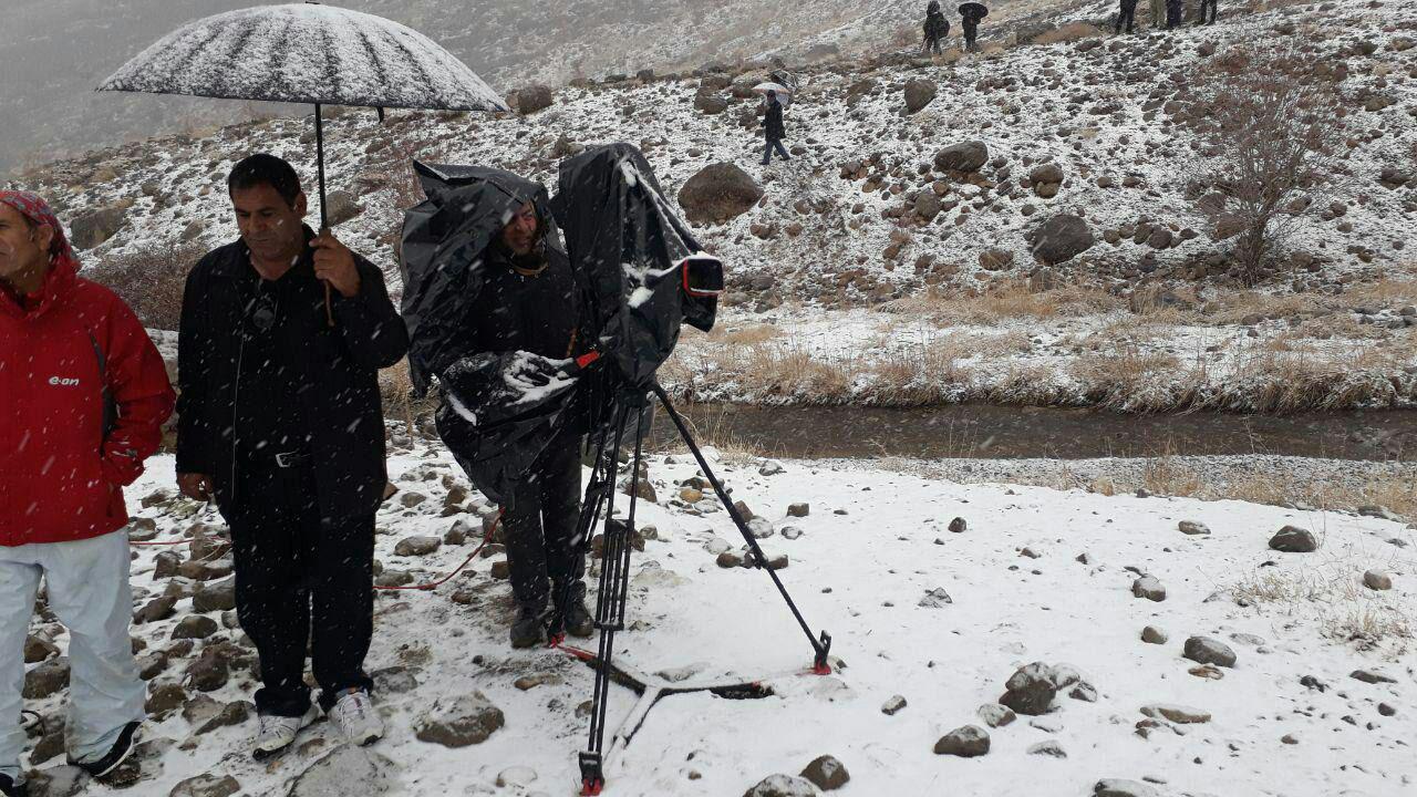 خالکوبی کره چشم/ ساخت هر پنج روز یک آسمان خراش در چین/ کشف گز با مغز تریاک/ تصویری از وزیر بهداشت در سال 57 خالکوبی کره چشم/ ساخت هر پنج روز یک آسمان خراش در چین/ کشف گز با مغز تریاک/ تصویری از وزیر بهداشت در سال 57