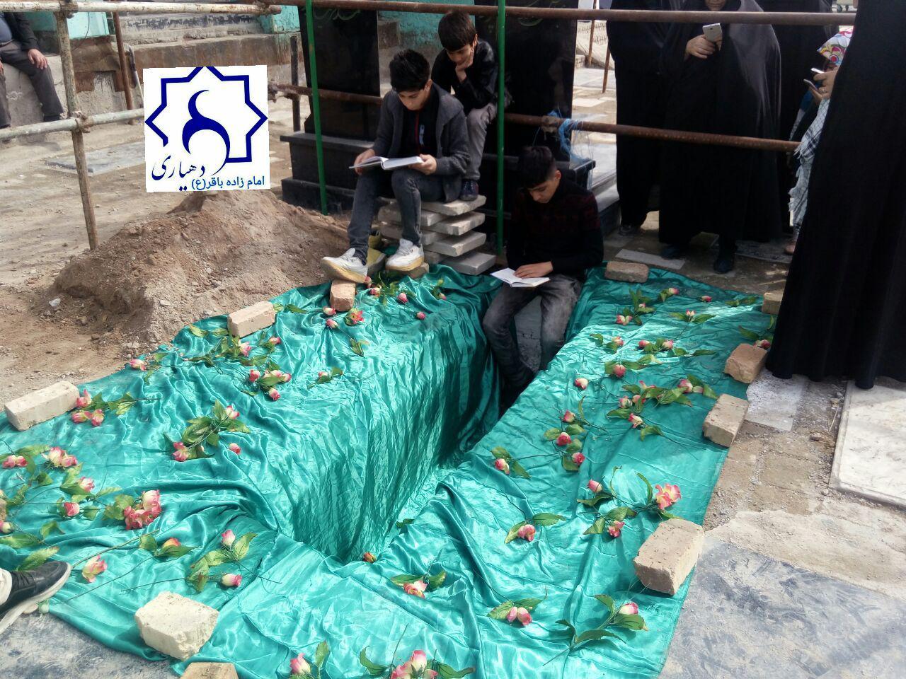 آماده‌سازی مزار مطهر شهید رضا امامی در آستان امام زاده باقر (ع)