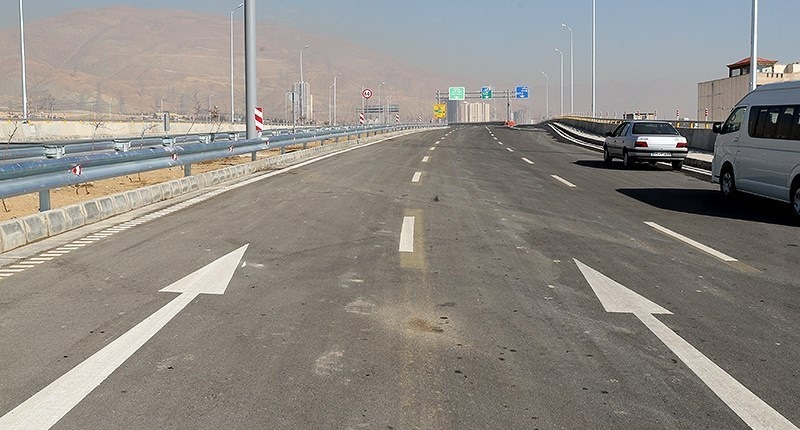 ورود دادستان شهربابک به مشکلات بزرگ راه خلیج فارس در محور ترانزیتی بندر به تهران (خبرصبح)