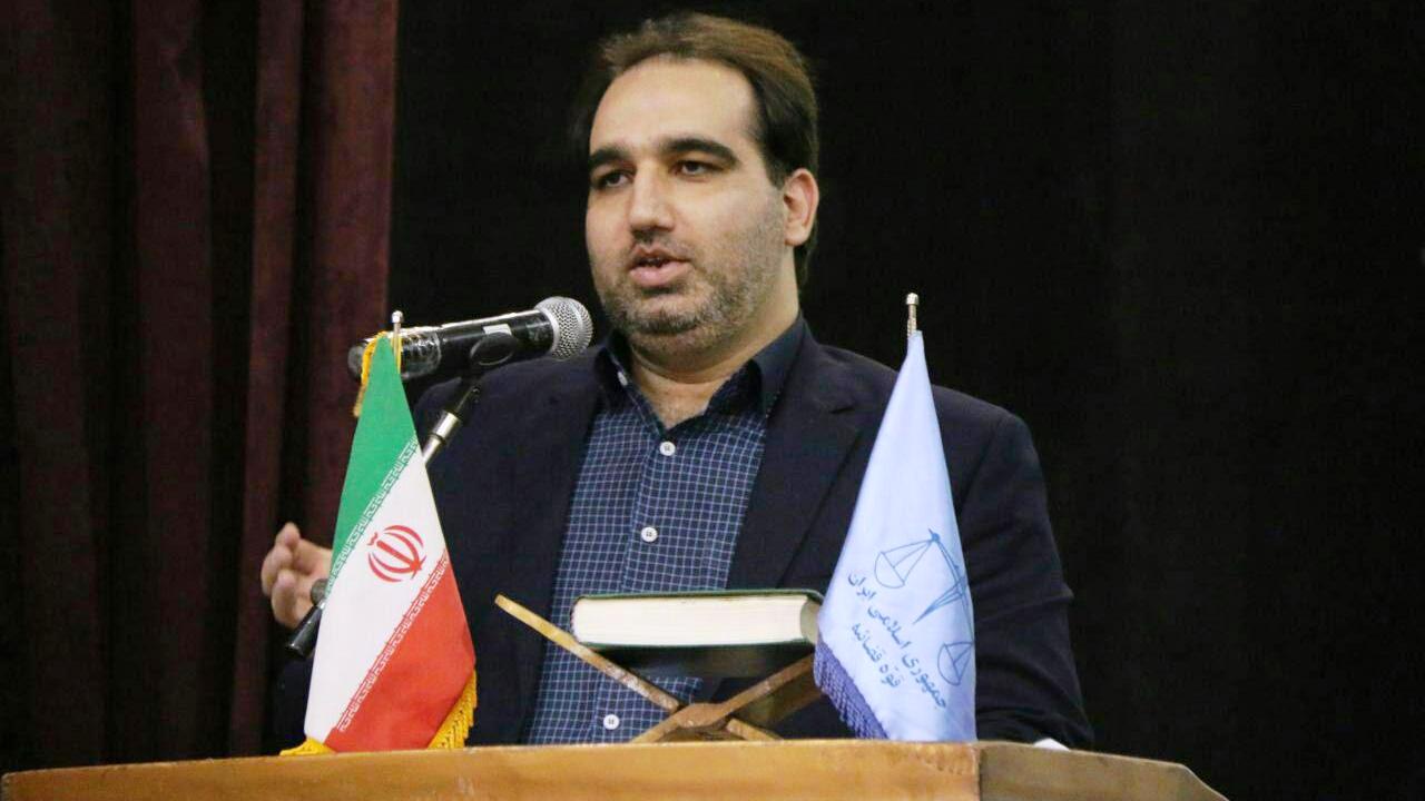 مطالبات معوق کارگران شهرداری جیرفت ظرف مدت ۷۲ ساعت پرداخت می‌شود