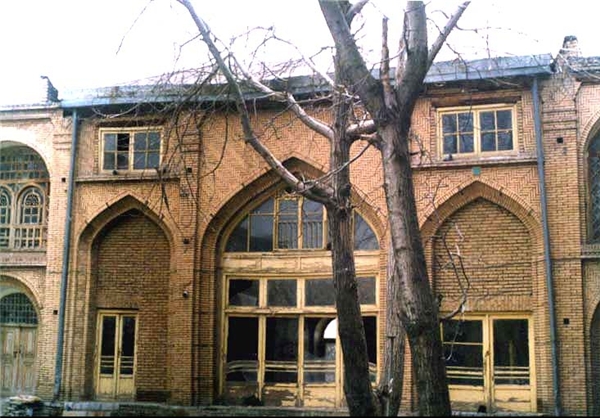 معرفی عمارت وکیل در سنندج معرفی عمارت وکیل در سنندج