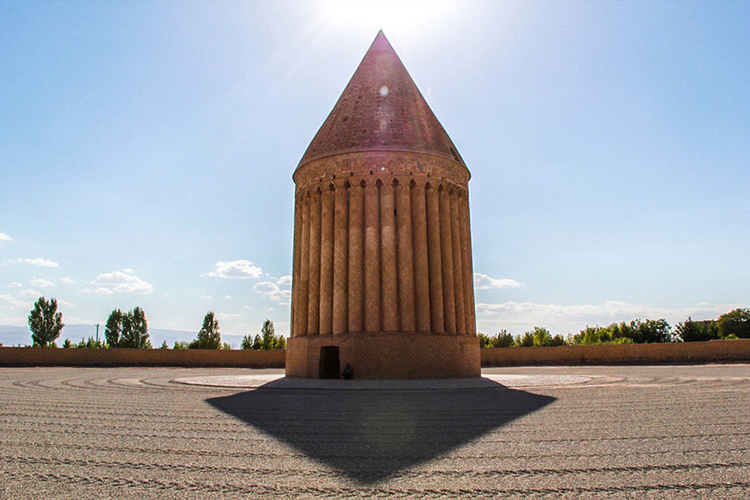 معرفی برج رادکان غربی در گرگان