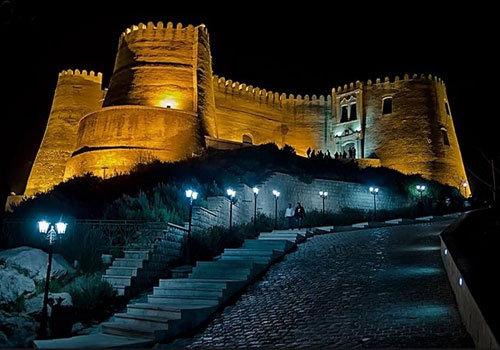 معرفی قلعه فلک الافلاک در استان لرستان