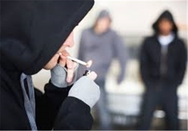 صدر نشینی دانشآموزان انگلیسی در استعمال مواد مخدر! صدر نشینی دانشآموزان انگلیسی در استعمال مواد مخدر!