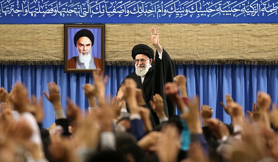 جمعی از مداحان و ذاکران اهل‌بیت از سراسر کشور با رهبر معظم انقلاب اسلامی دیدار کردند