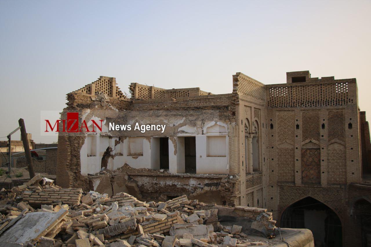 «آرامش» ناگهان نابود شد/ تخریب سوال برانگیز یک خانه ثبت ملی در خوزستان+تصاویر «آرامش» ناگهان نابود شد/ تخریب سوال برانگیز یک خانه ثبت ملی در خوزستان+تصاویر