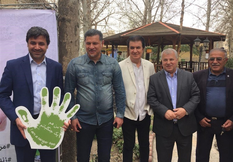 برگزاری مراسم آیین درختکاری در باشگاه سایپا برگزاری مراسم آیین درختکاری در باشگاه سایپا
