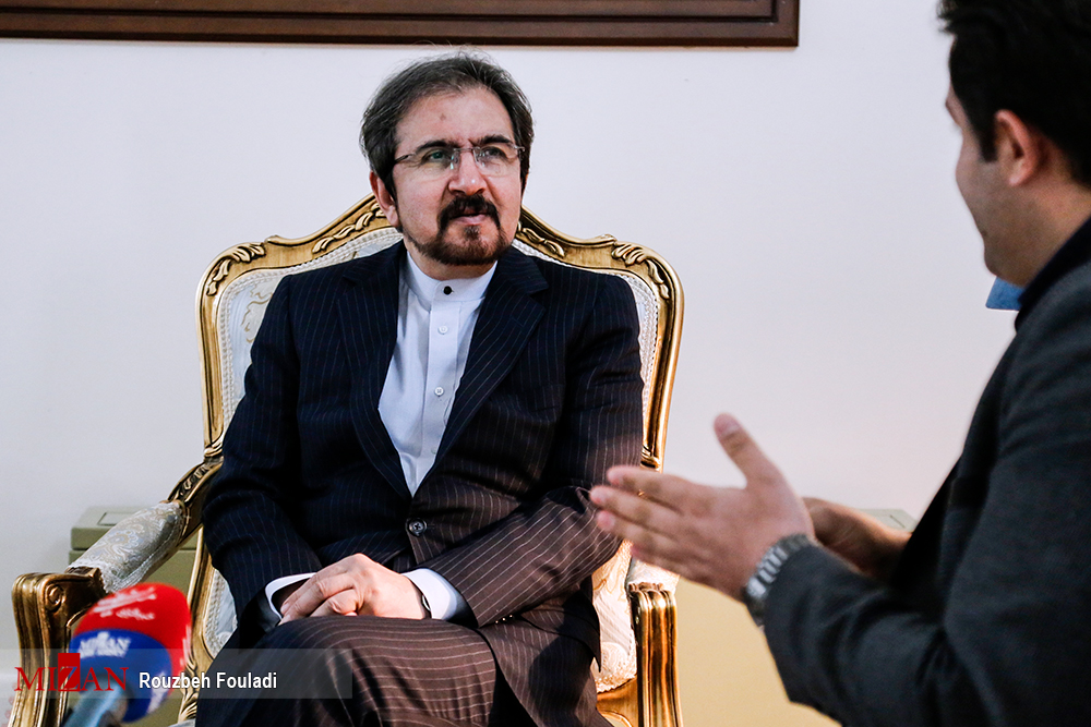ریزهکاریهای دیپلماتیک/ از فرایند انتخاب سفرا تا خانهتکانی سفارتخانهها/ کاهش لایههای تصمیمگیری در وزات خارجه/ تکذیب برکناری امیرعبدالهیان به توصیه جانکری ریزهکاریهای دیپلماتیک/ از فرایند انتخاب سفرا تا خانهتکانی سفارتخانهها/ کاهش لایههای تصمیمگیری در وزات خارجه/ تکذیب برکناری امیرعبدالهیان به توصیه جانکری