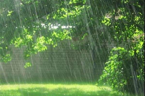 رگبار و رعد و برق مرکز و شرق کشور را فرا می گیرد