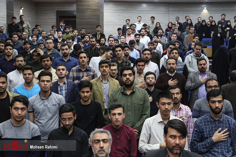 نشست صمیمانه معاون اول قوه قضاییه با دانشجویان دانشگاه علوم پزشکی مشهد مقدس آغاز شد نشست صمیمانه معاون اول قوه قضاییه با دانشجویان دانشگاه علوم پزشکی مشهد مقدس آغاز شد