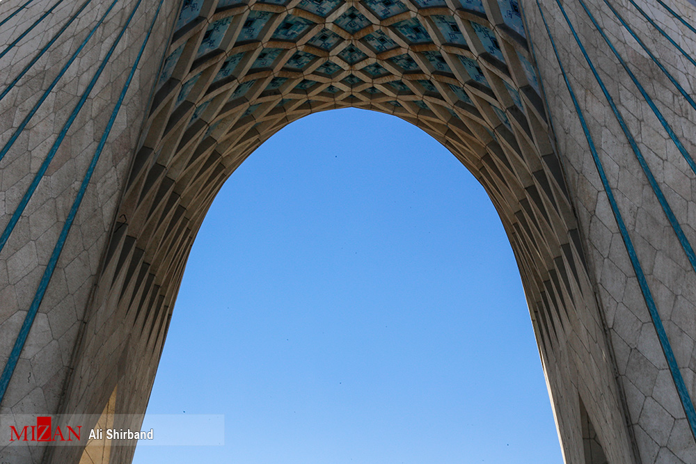 هوای تهران پاک است
