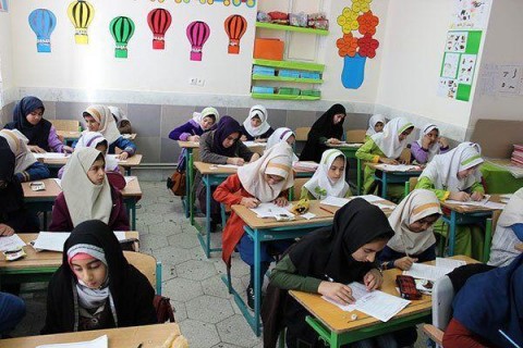 کالبدشکافی ممنوعیت آموزش زبان انگلیسی در مدارس