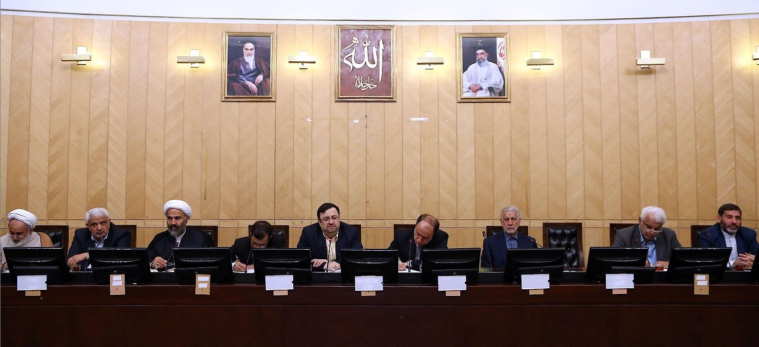 نشست امروز فراکسیون ولایی مجلس با حضور دبیر شورای عالی فضای مجازی برگزار شد