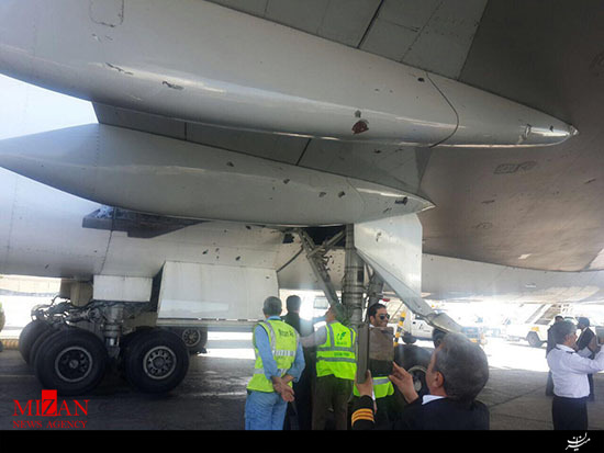 هواپیما بوئینگ 747 ماهان در فرودگاه مهرآباد فرود اضطراری داشت هواپیما بوئینگ 747 ماهان در فرودگاه مهرآباد فرود اضطراری داشت