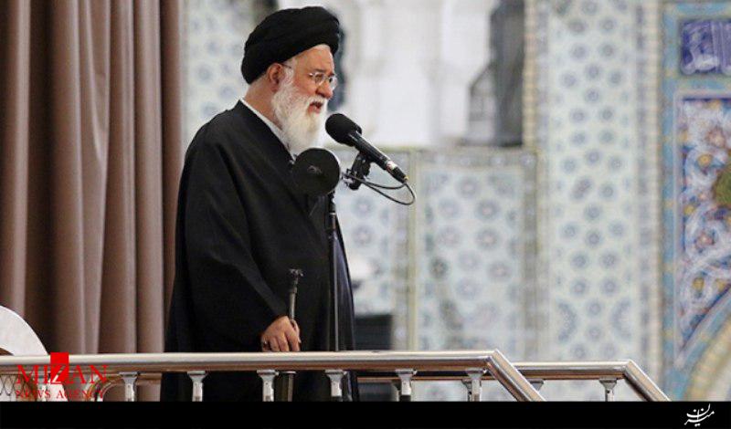 در مورد فجایع کنار گنبد امام رضا(ع) هیچ مسئولی ککش نگزید جز دو مسئول از قوه قضاییه/ پلیسی در اجرای برنامه پلیسی خود خطا کرده و باید به آن رسیدگی شود