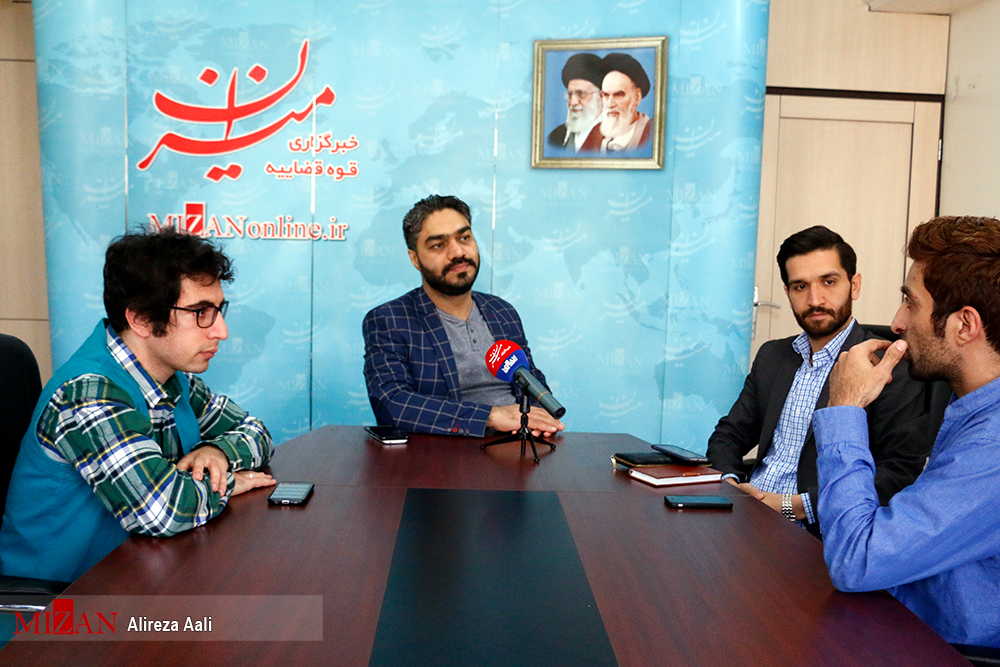 میزگرد جشنواره تئاتر دانشجویی عبدالهی: جشنواره تئاتر دانشجویی فارغ از لابی گری است/تهیه کنندگان تئاتر دانشجویی را متلاشی میکنند/سلیمان زاده: کپی کردن از تئاترهای خارجی غیر اخلاقی است