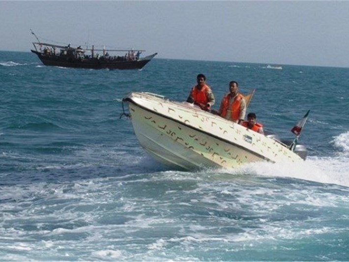 کشف بیش از ۱۱۴ میلیارد ریال کالای قاچاق در آب‌های هرمزگان