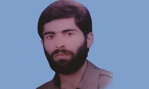 یک مقدار خون ناقابل دارم که آن را در راه خدا و رسول خدا انفاق می‌کنم