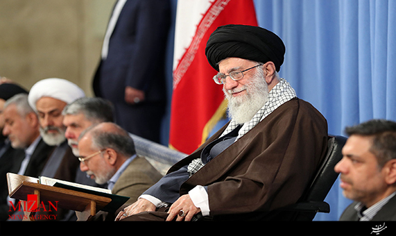 ابتهال و قصیده خوانی قاری سوریهای در دیدار با رهبر انقلاب ابتهال و قصیده خوانی قاری سوریهای در دیدار با رهبر انقلاب + فیلم